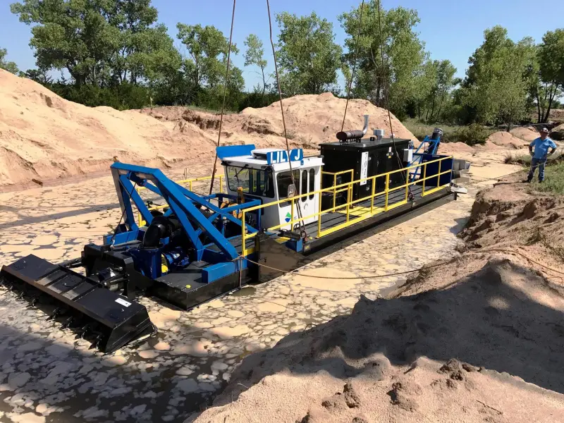 How Sand Dredging Equipment Boosts Construction Projects?